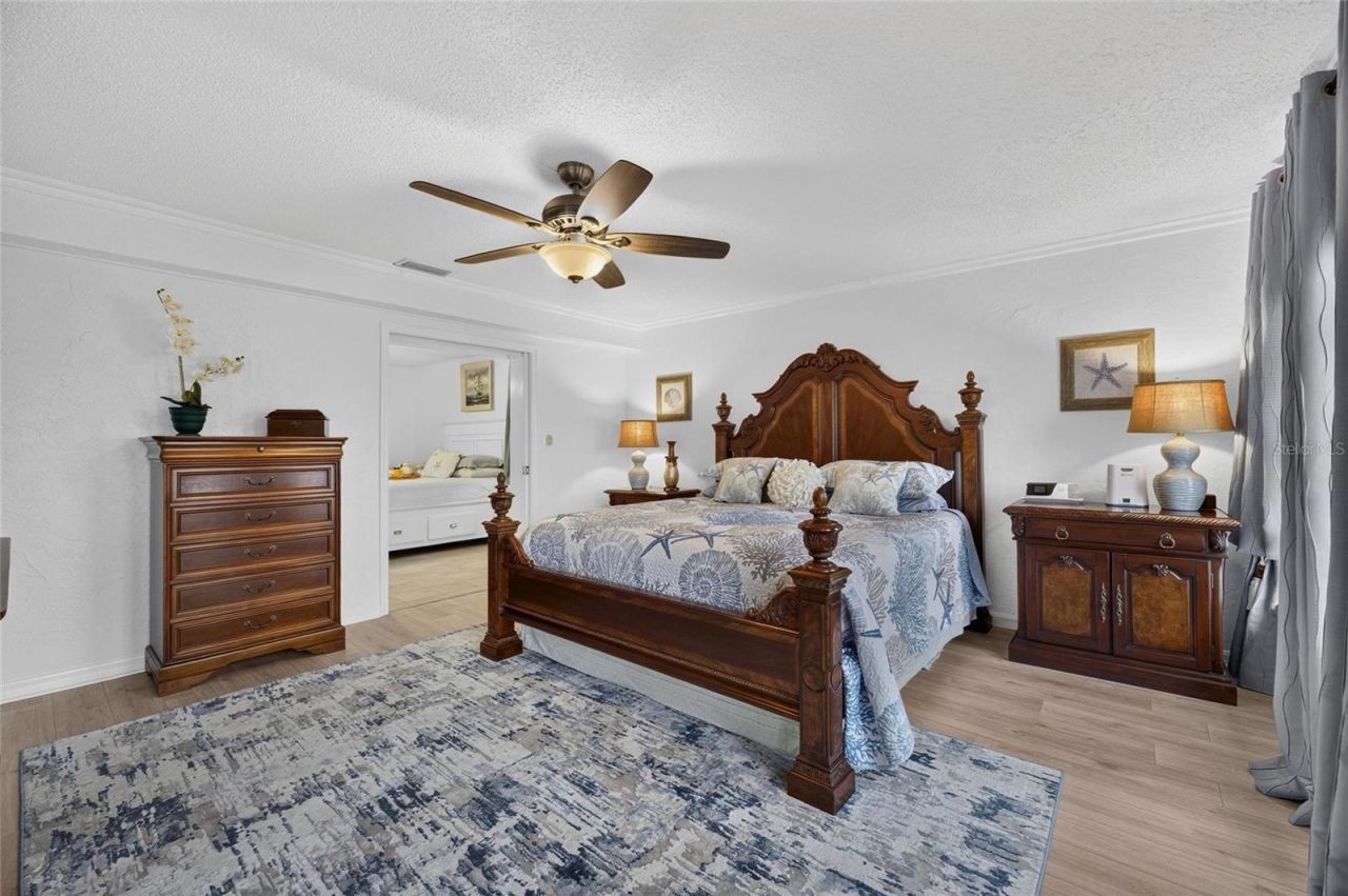 1516 New Bedford Drive , Sun City Center, FL 33573 Photo