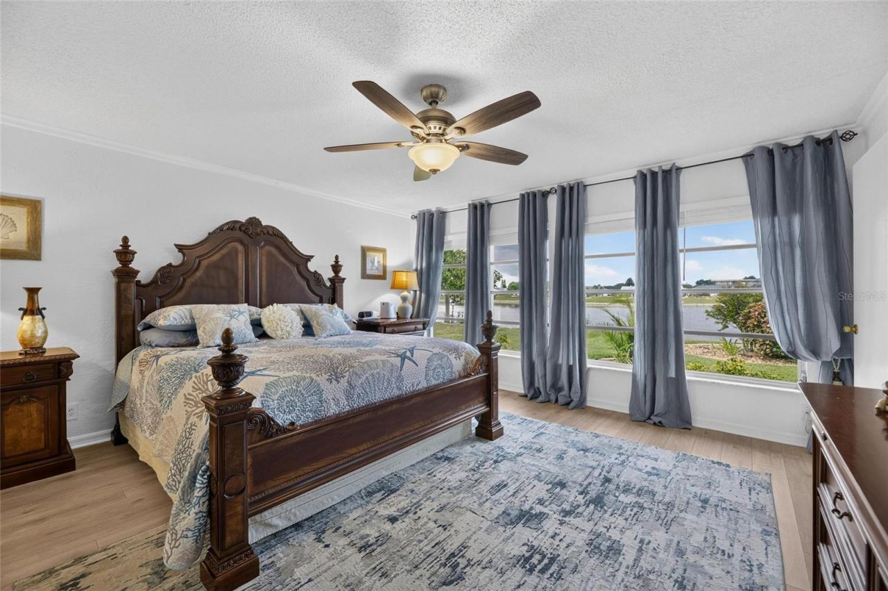 1516 New Bedford Drive , Sun City Center, FL 33573 Photo