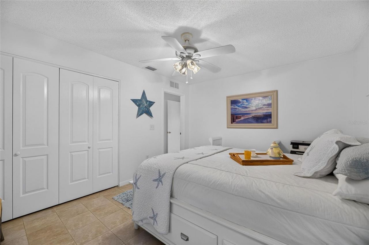 1516 New Bedford Drive , Sun City Center, FL 33573 Photo