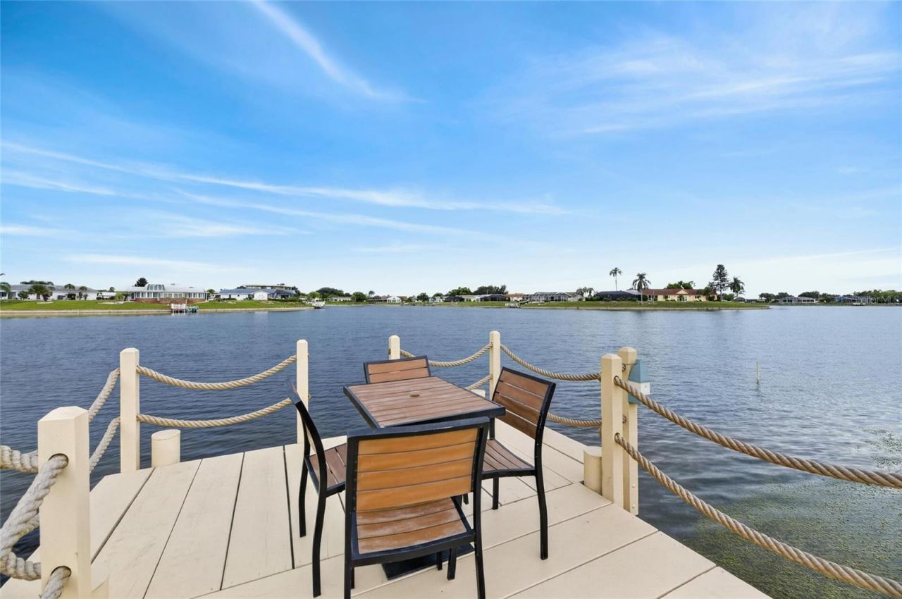 1516 New Bedford Drive , Sun City Center, FL 33573 Photo