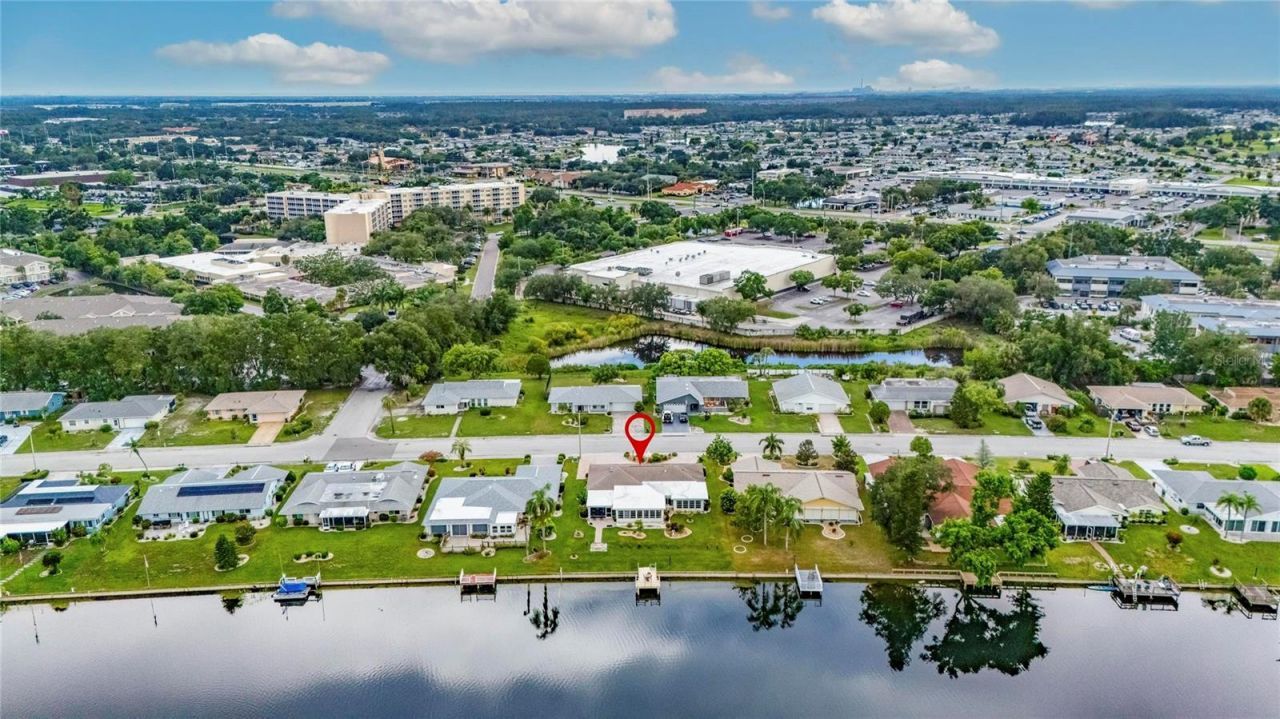 1516 New Bedford Drive , Sun City Center, FL 33573 Photo