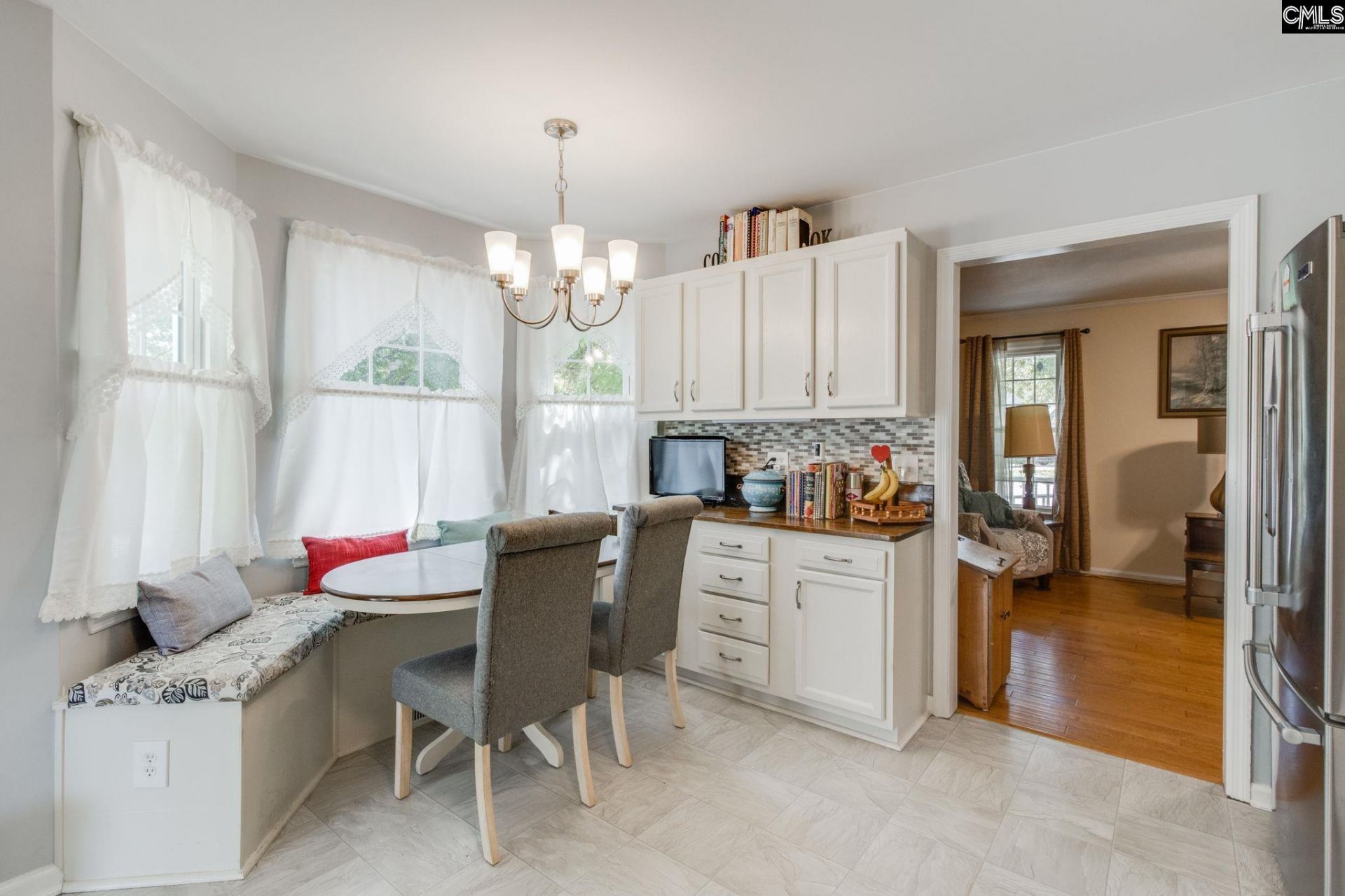 313 Centeridge Drive  Photo 5