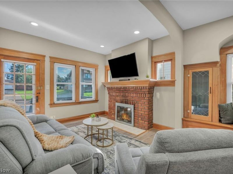 10823 Plymouth Avenue, Cleveland, OH 44125 Photo 8