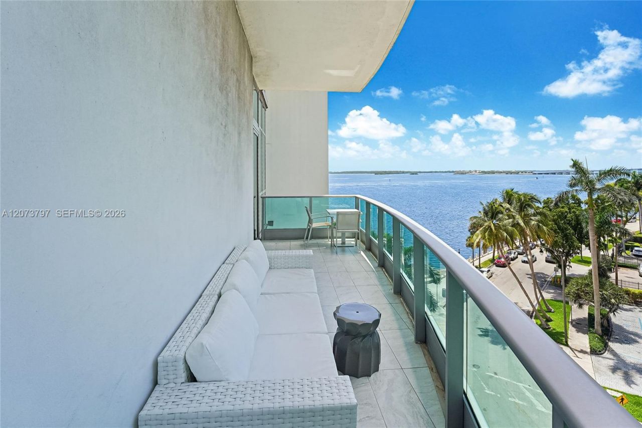 1331 Brickell Bay Dr , Unit 611, Miami, FL 33131 Photo