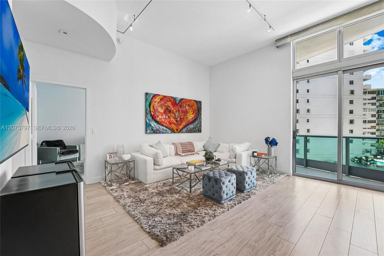 1331 Brickell Bay Dr , Unit 611, Miami, FL 33131 Photo