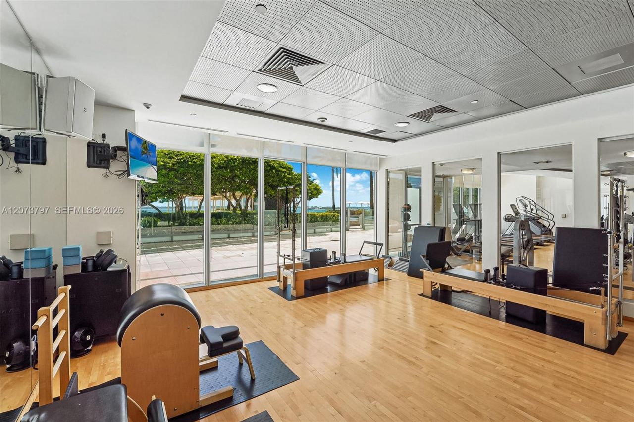 1331 Brickell Bay Dr , Unit 611, Miami, FL 33131 Photo