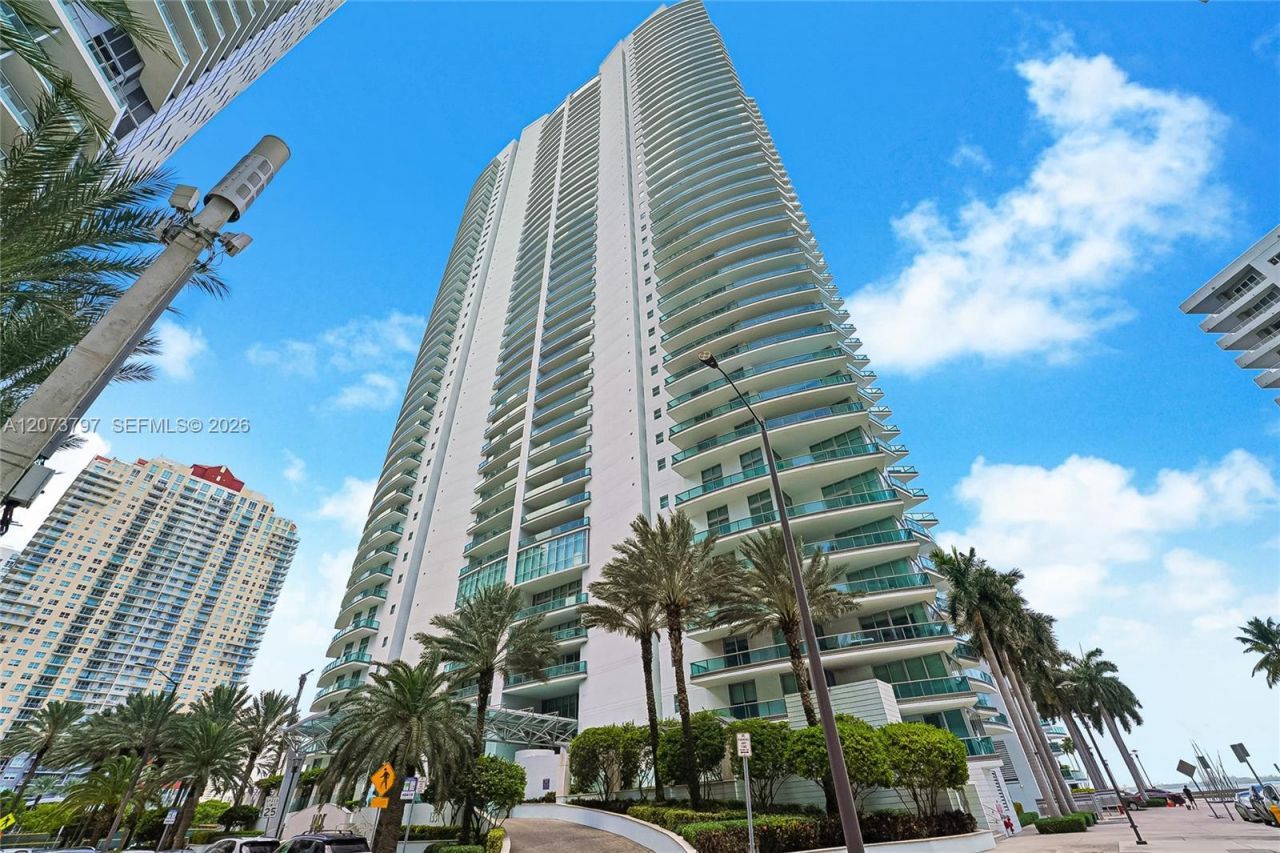 1331 Brickell Bay Dr , Unit 611, Miami, FL 33131 Photo