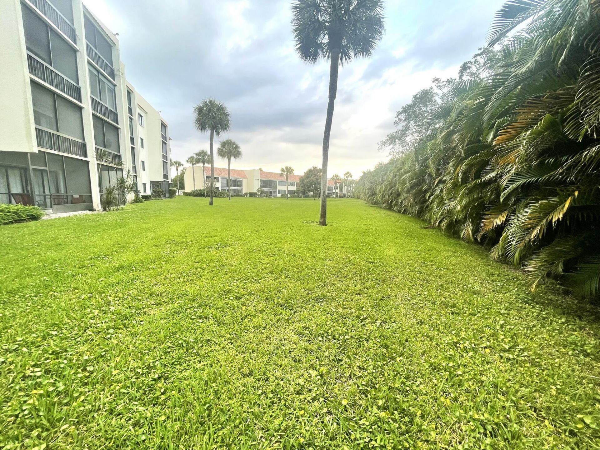 2500 Presidential Way, Unit 106, West Palm Beach, FL 33401 Photo