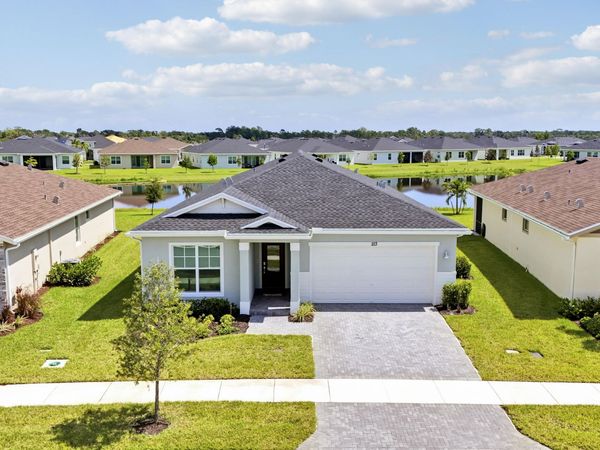 1113 SE CROSSWOOD Way, Port St. Lucie, FL 34984