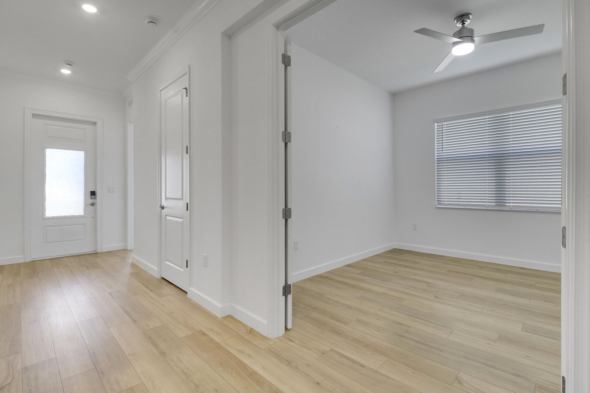 1113 SE Crosswood Way, Port Saint Lucie, FL 34984 Photo