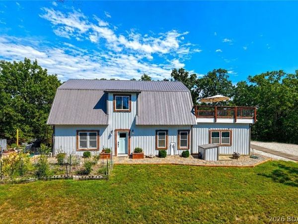 92 Pikes Peak Road, Roach, MO 65787
