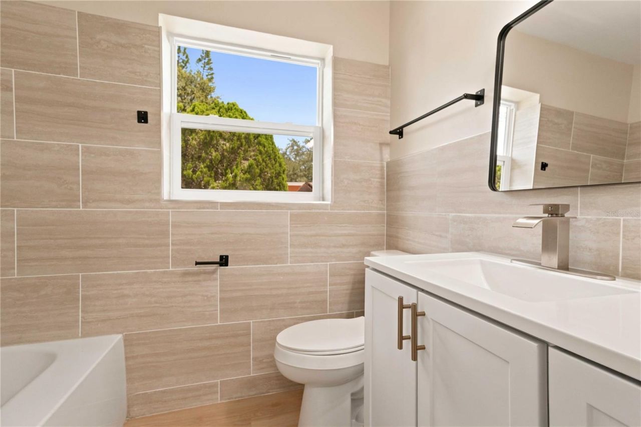 2057 Garden Parkway , Bradenton, FL 34205 Photo