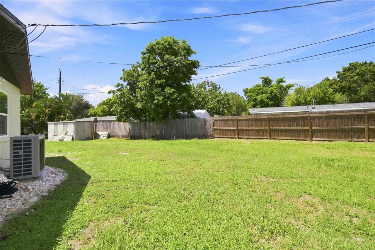 2057 Garden Parkway , Bradenton, FL 34205 Photo
