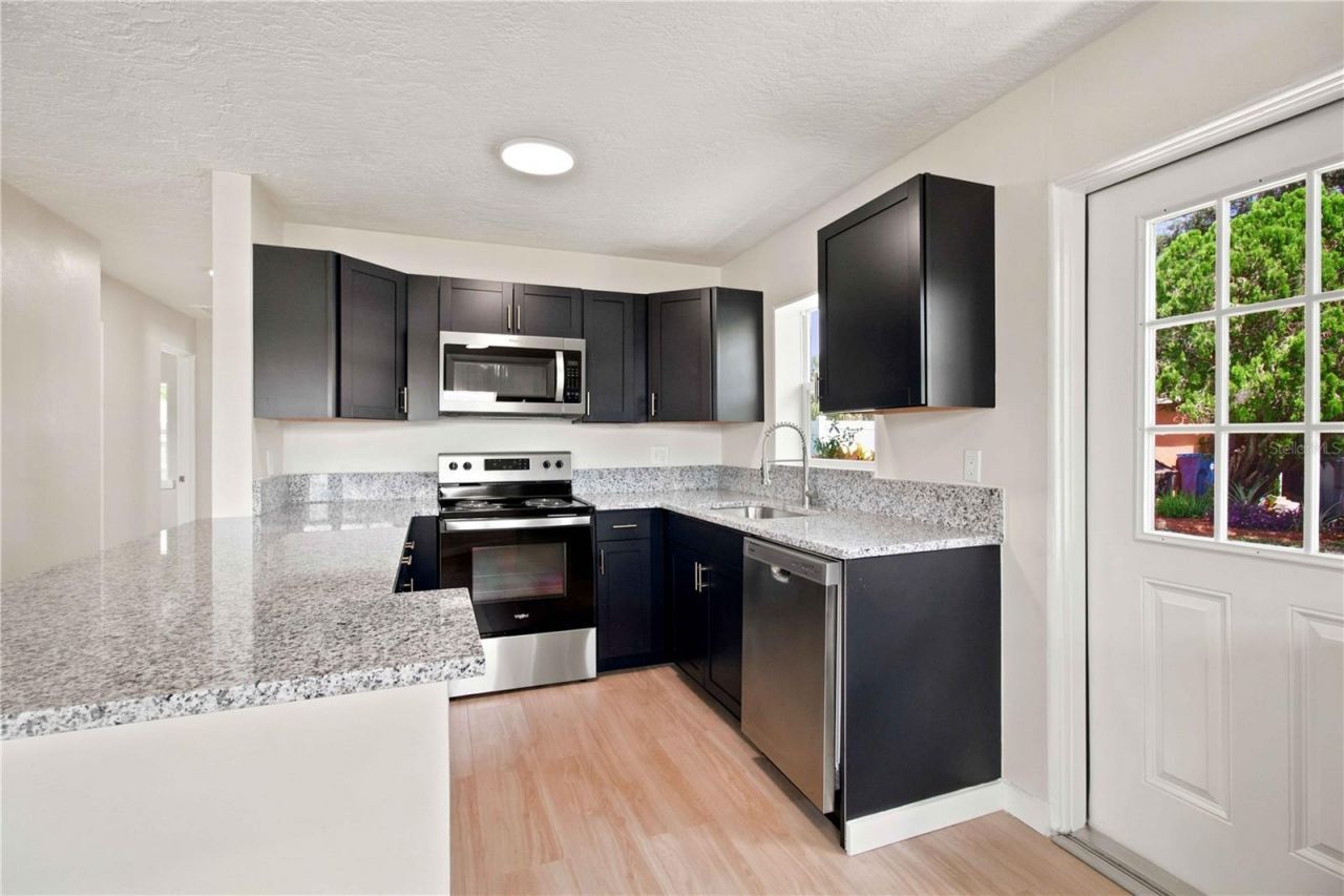 2057 Garden Parkway , Bradenton, FL 34205 Photo