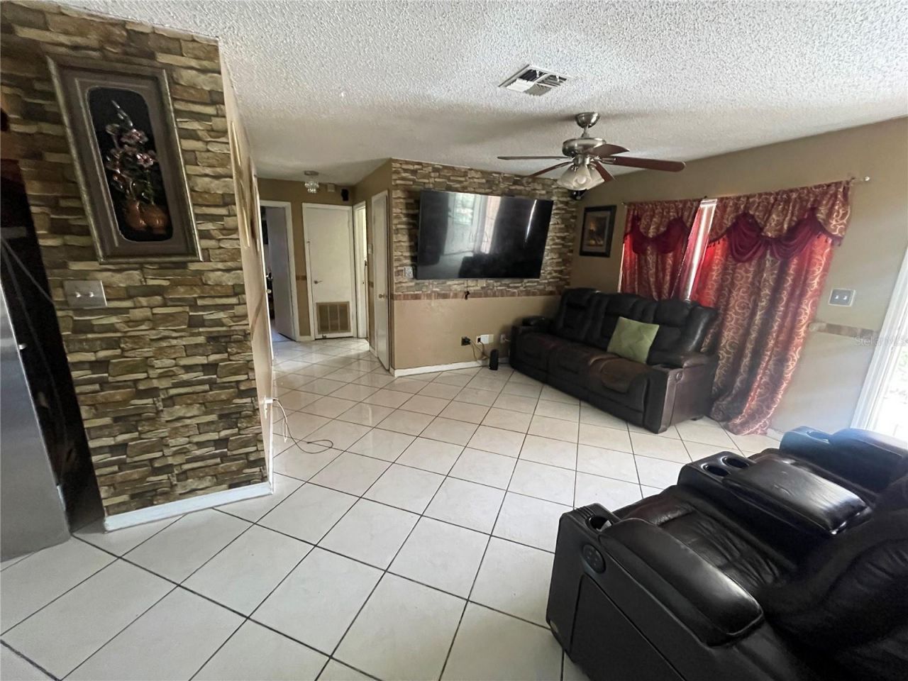 126 Dahlia Drive , Kissimmee, FL 34743 Photo