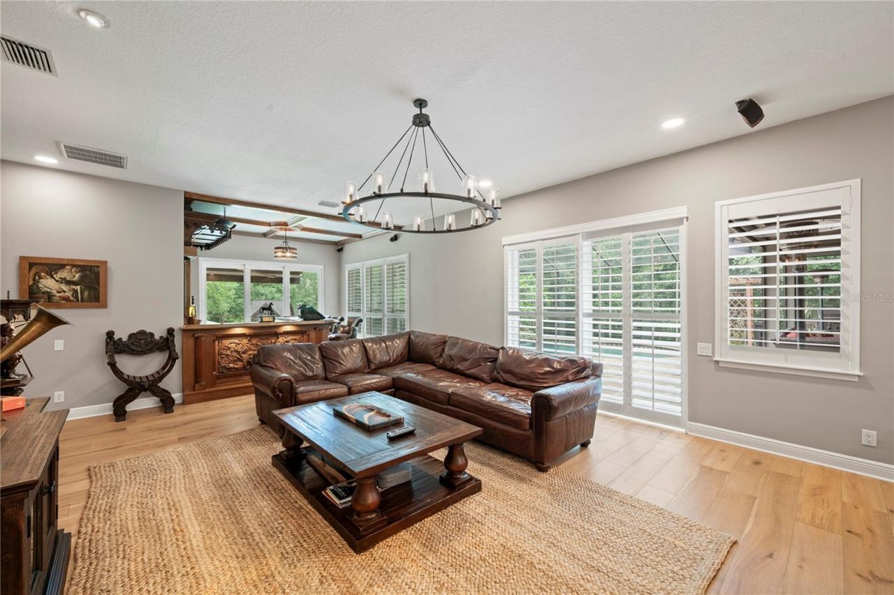 2805 Berwick Drive, Tarpon Springs, FL 34688 Photo