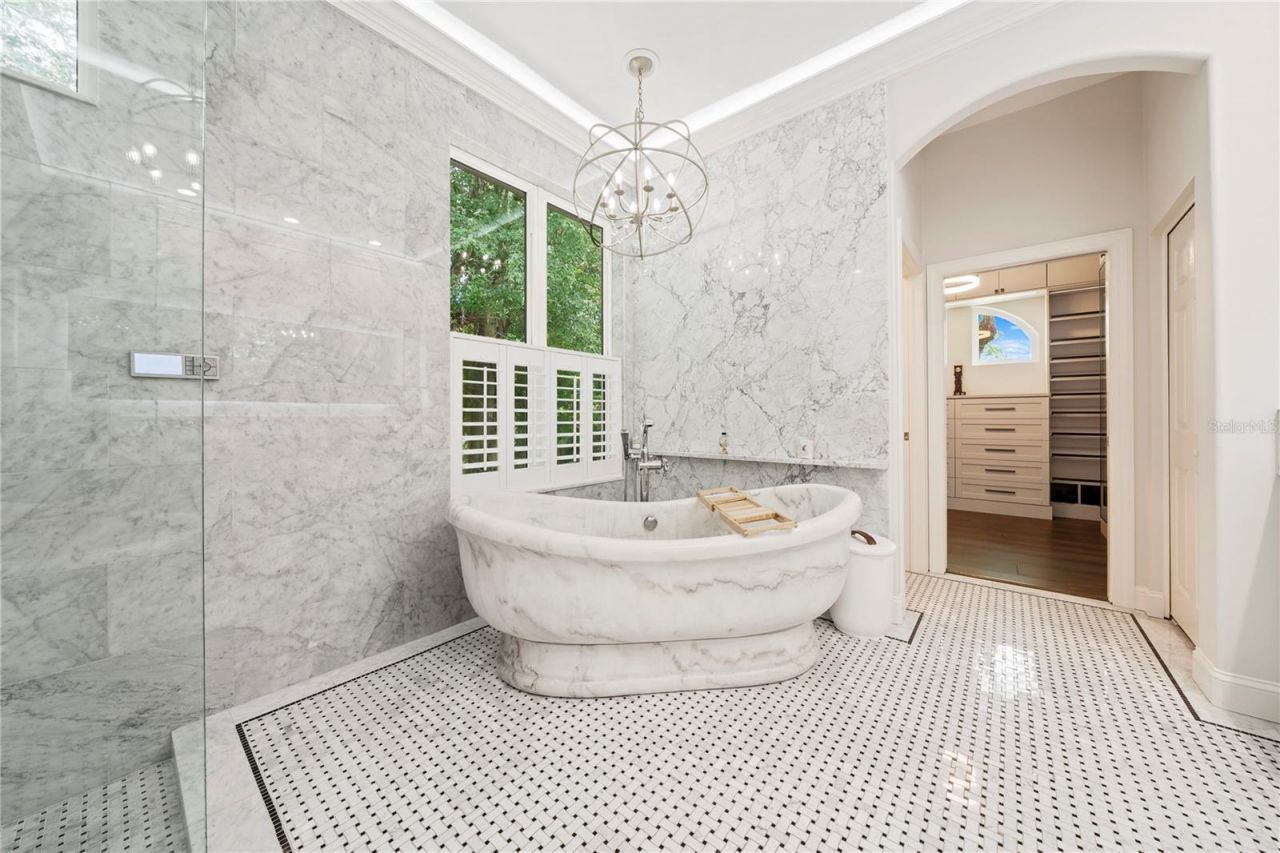2805 Berwick Drive, Tarpon Springs, FL 34688 Photo