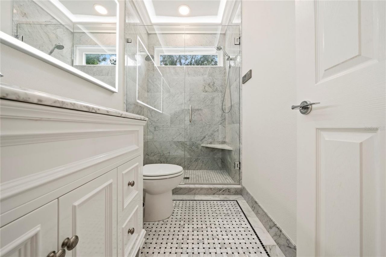 2805 Berwick Drive, Tarpon Springs, FL 34688 Photo