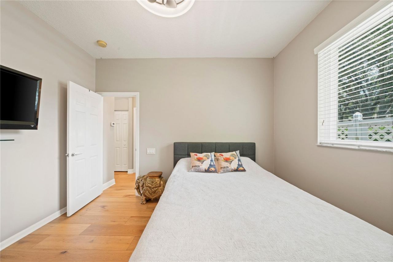 2805 Berwick Drive, Tarpon Springs, FL 34688 Photo