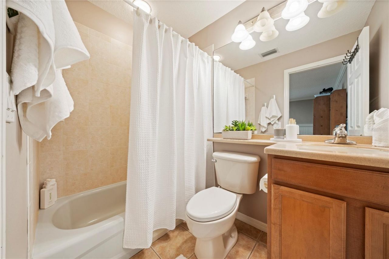 2805 Berwick Drive, Tarpon Springs, FL 34688 Photo