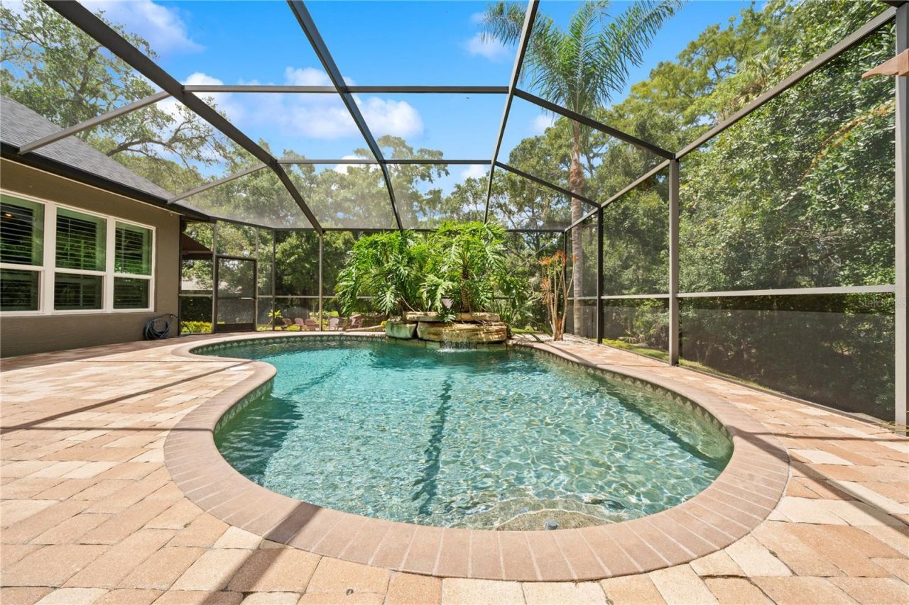 2805 Berwick Drive, Tarpon Springs, FL 34688 Photo