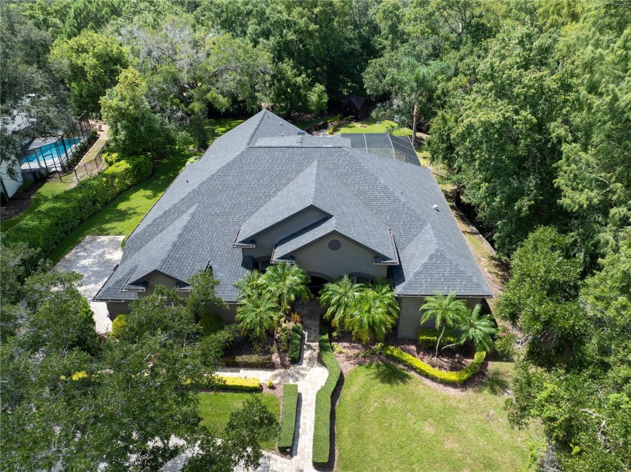 2805 Berwick Drive, Tarpon Springs, FL 34688 Photo