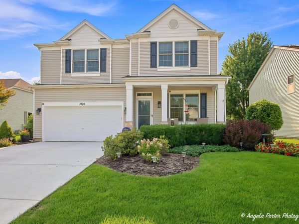 1028 Mackenzie Drive , Antioch, IL 60002