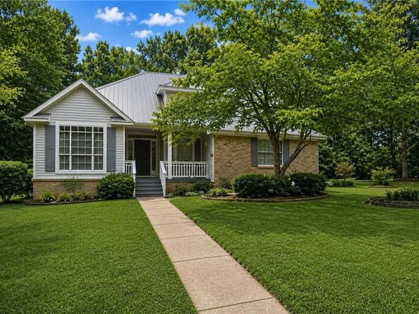 313 Beall Lane, Daphne, AL 36526