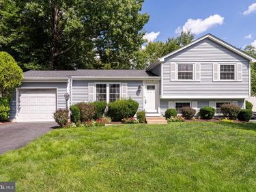5719 OAK APPLE COURT, BURKE, VA 22015