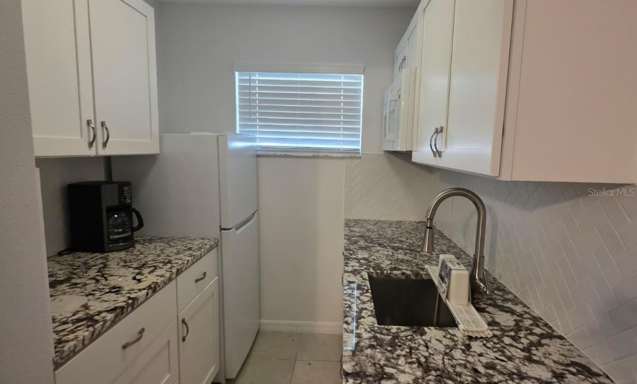 1213 Benedict Court, Sarasota, FL 34237 Photo