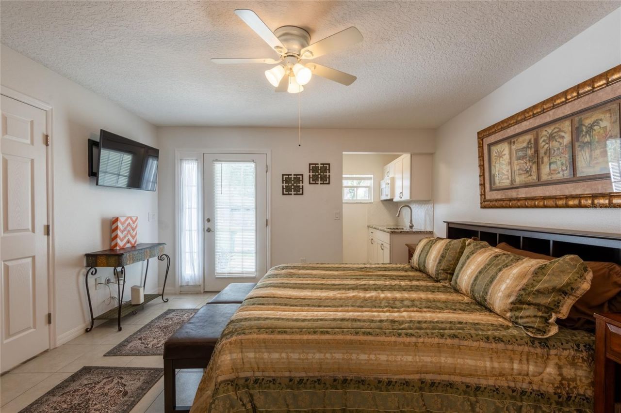 1213 Benedict Court, Sarasota, FL 34237 Photo