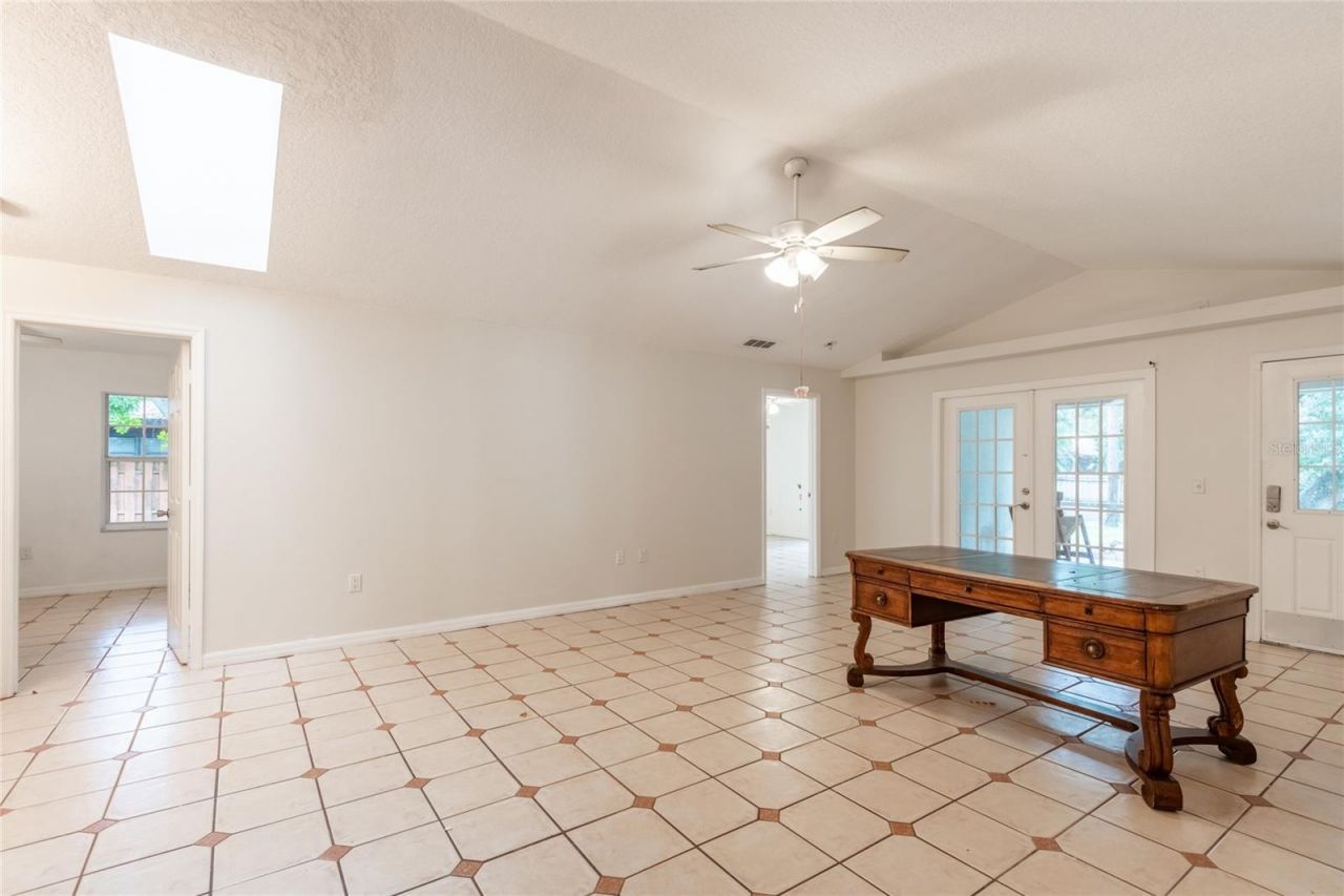 1213 Benedict Court, Sarasota, FL 34237 Photo