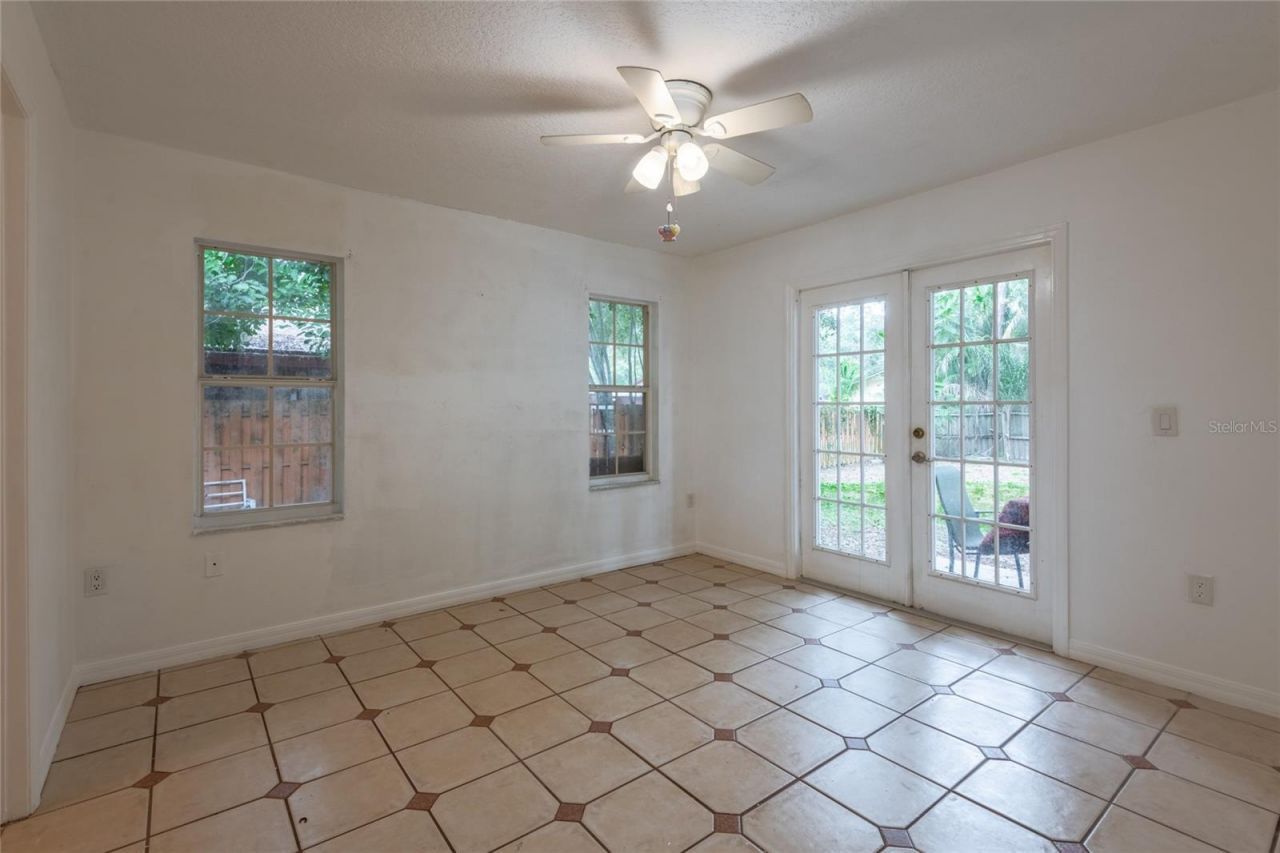 1213 Benedict Court, Sarasota, FL 34237 Photo