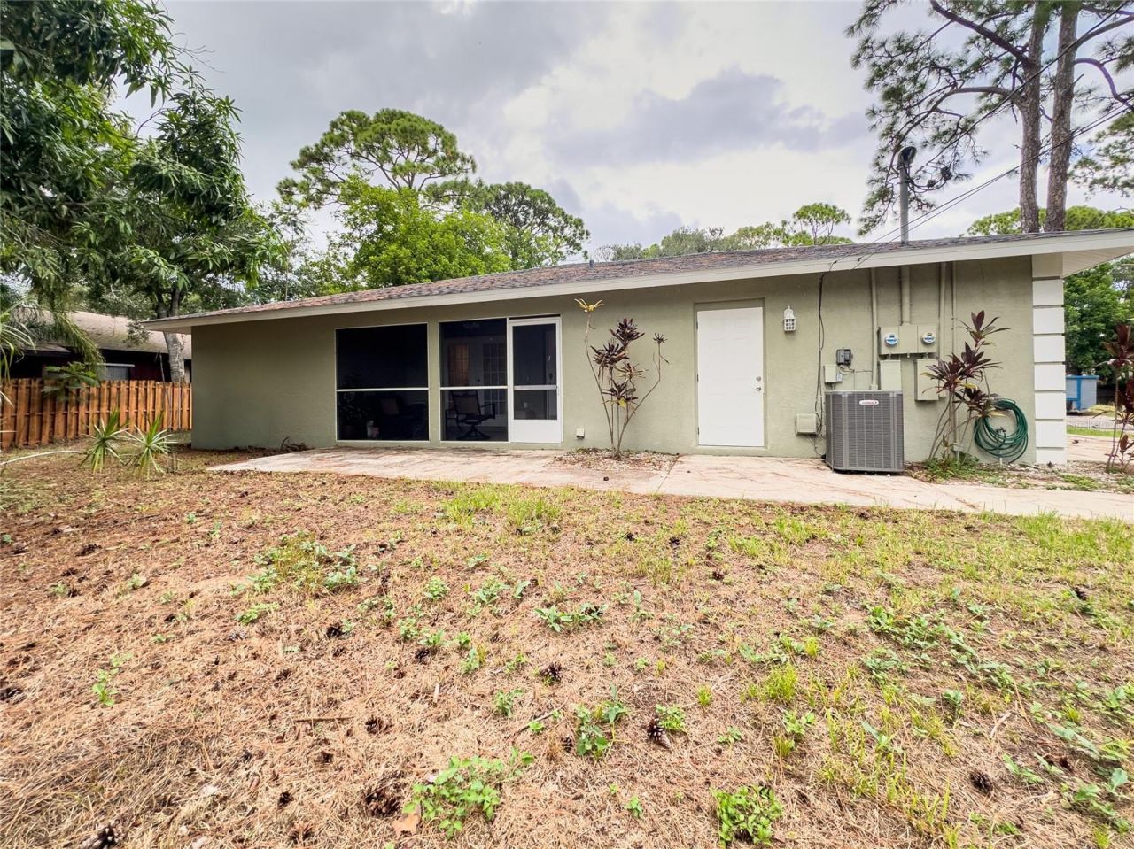 1213 Benedict Court, Sarasota, FL 34237 Photo