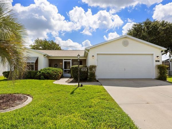 2527 BOTELLO AVENUE , THE VILLAGES, FL 32162