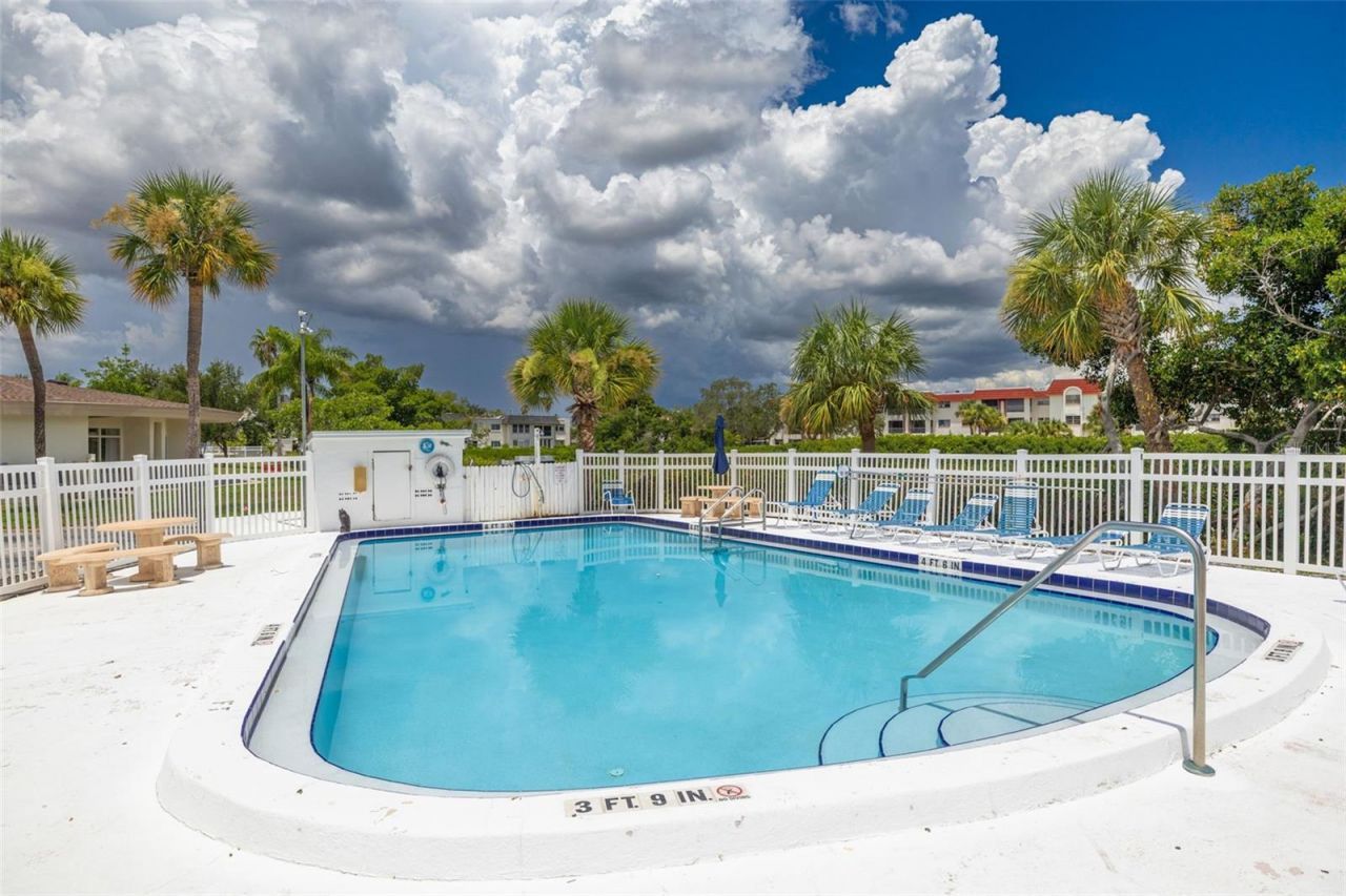 4550 Overlook Drive Ne, Unit 152, Saint Petersburg, FL 33703 Photo