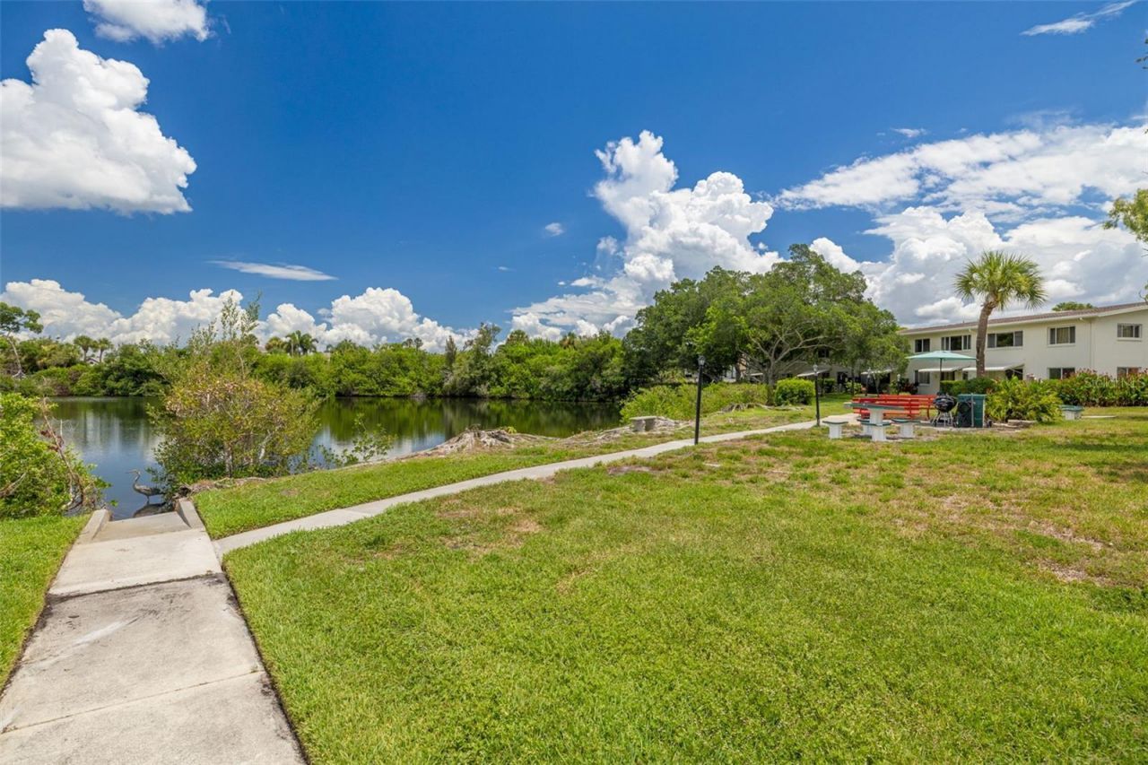 4550 Overlook Drive Ne, Unit 152, Saint Petersburg, FL 33703 Photo