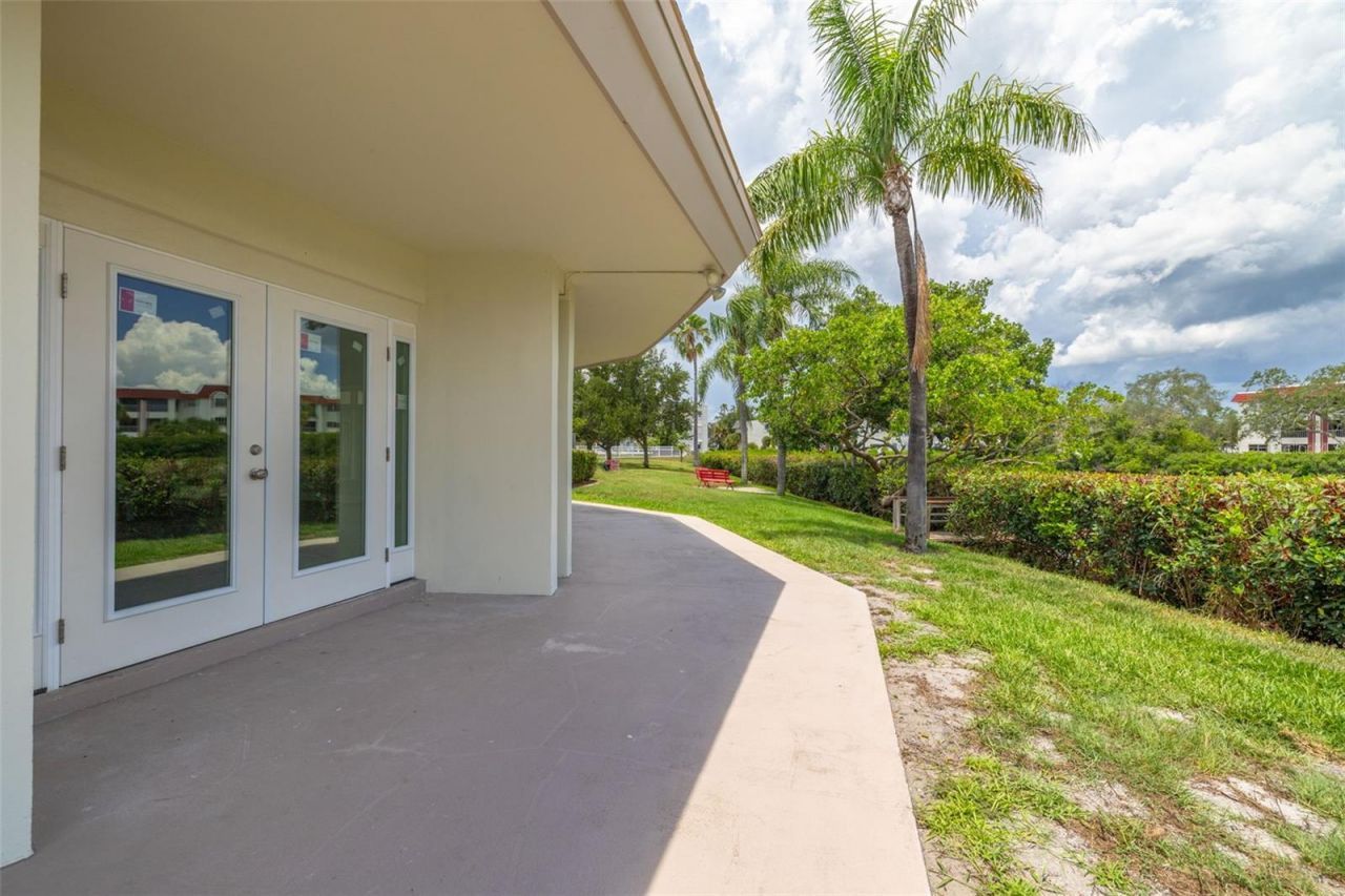 4550 Overlook Drive Ne, Unit 152, Saint Petersburg, FL 33703 Photo