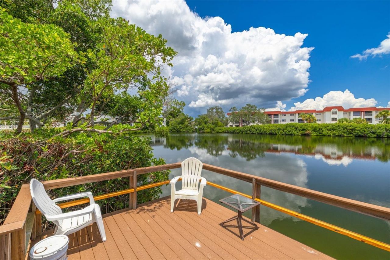 4550 Overlook Drive Ne, Unit 152, Saint Petersburg, FL 33703 Photo