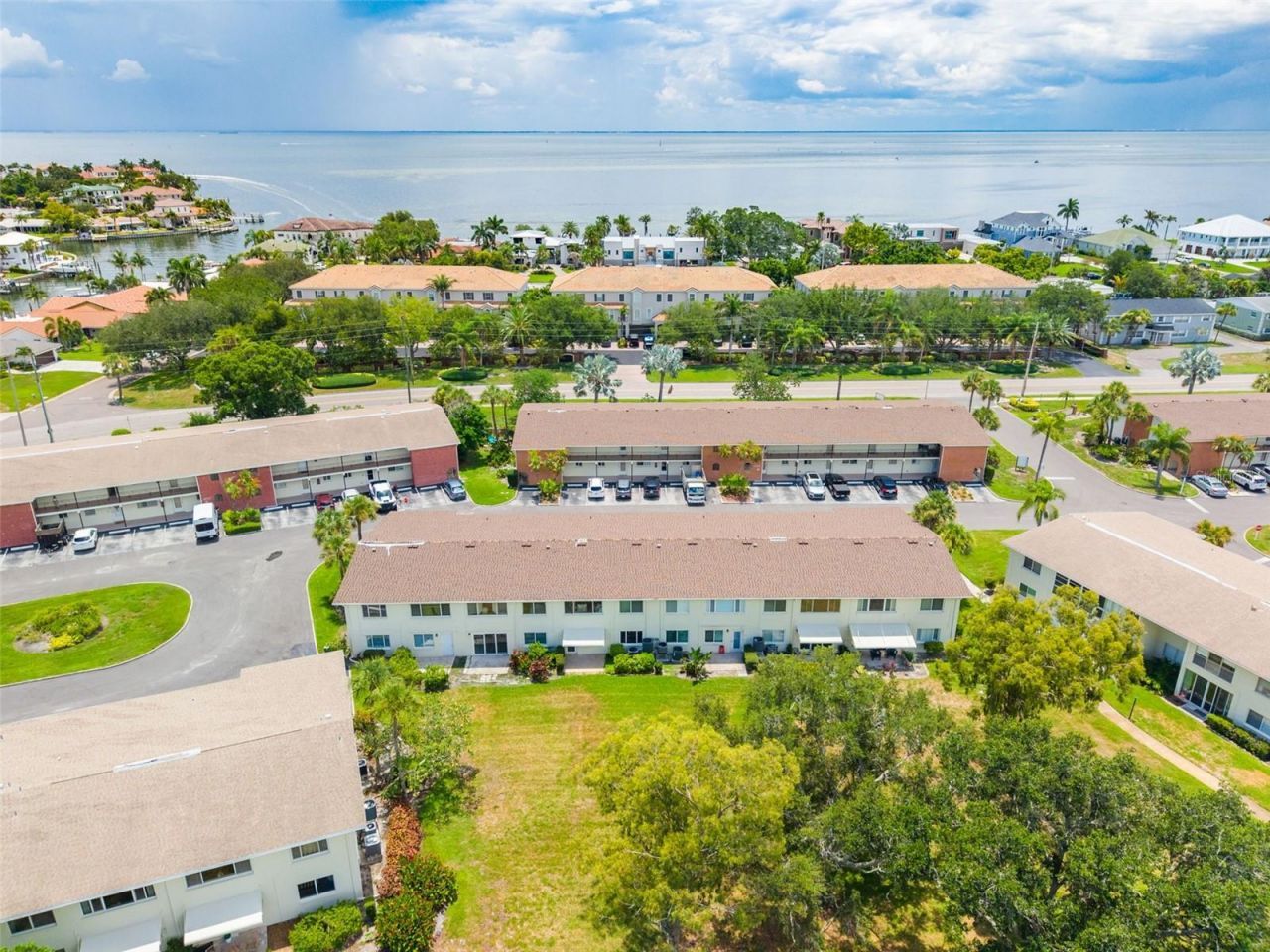 4550 Overlook Drive Ne, Unit 152, Saint Petersburg, FL 33703 Photo