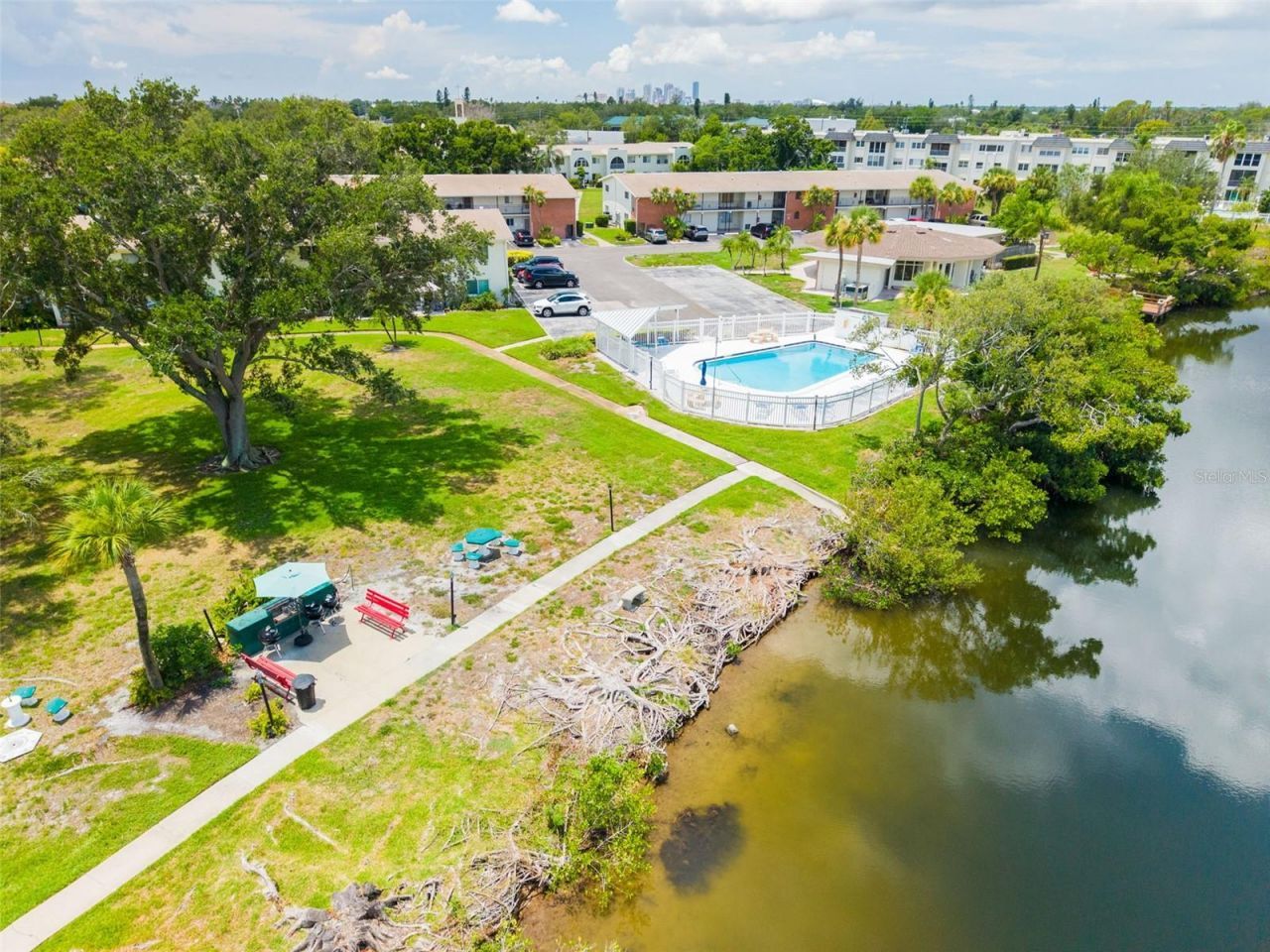 4550 Overlook Drive Ne, Unit 152, Saint Petersburg, FL 33703 Photo