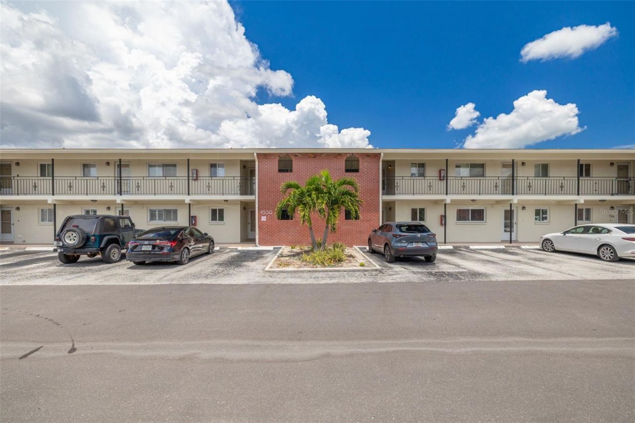 4550 Overlook Drive Ne, Unit 152, Saint Petersburg, FL 33703 Photo