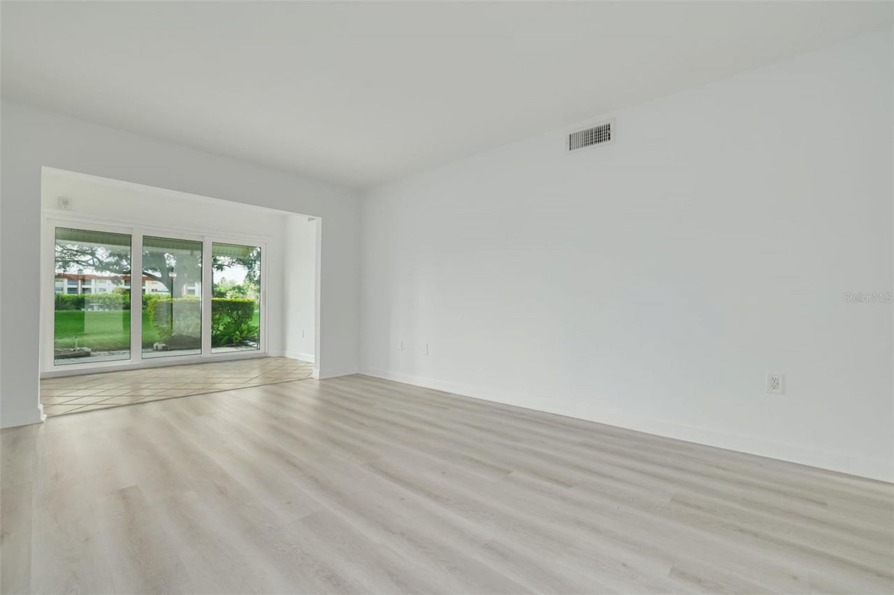 4550 Overlook Drive Ne, Unit 152, Saint Petersburg, FL 33703 Photo