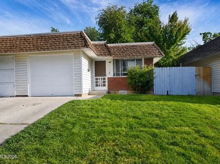 1676 Sue Way, Sparks, NV 89431 Photo