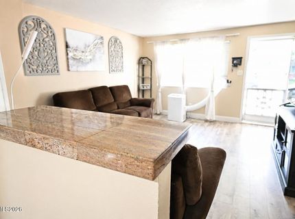 1676 Sue Way, Sparks, NV 89431 Photo