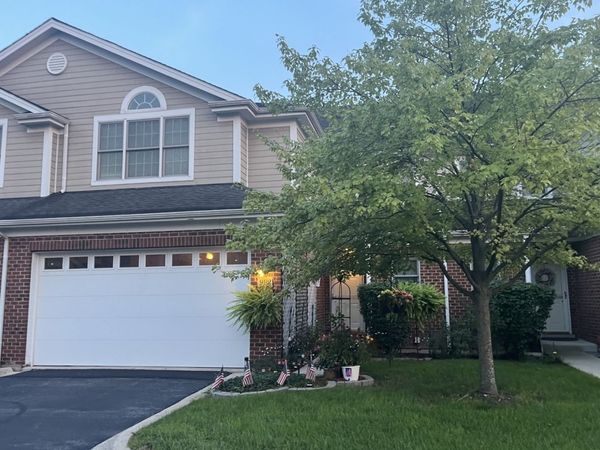 992 W Irving Park Road, Bensenville, IL 60106