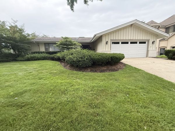1117 Summit Hills Lane , Naperville, IL 60563
