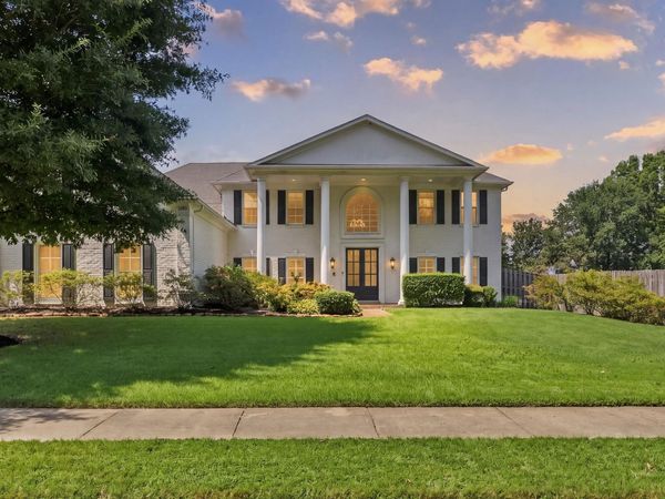 1926 COORS CREEK DR, Collierville, TN 38017