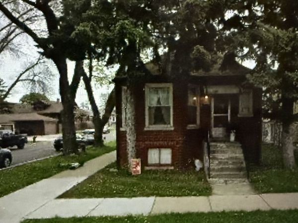 1700 N Parkside Avenue , Chicago, IL 60639