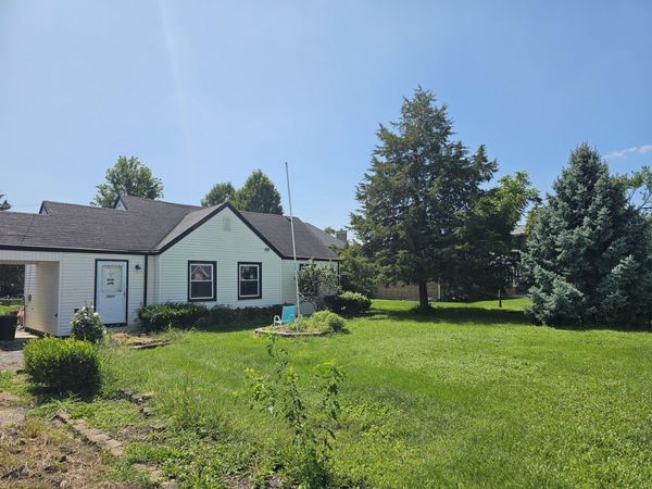 7911 W 92nd Street , Hickory Hills, IL 60457
